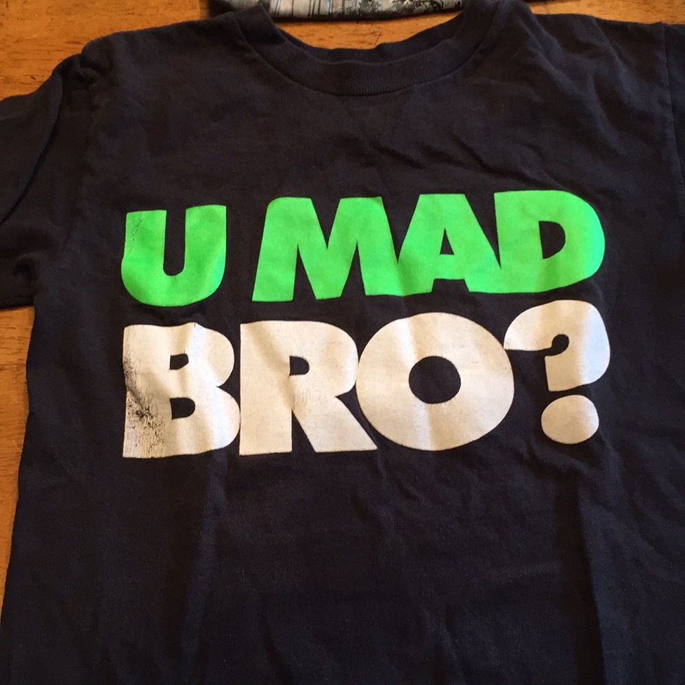 Shirts - Picture 4 of 7